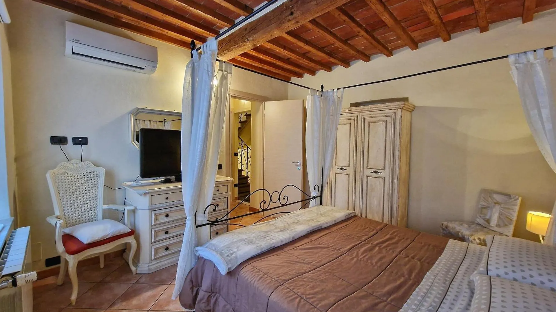 Anthea Home Lucca