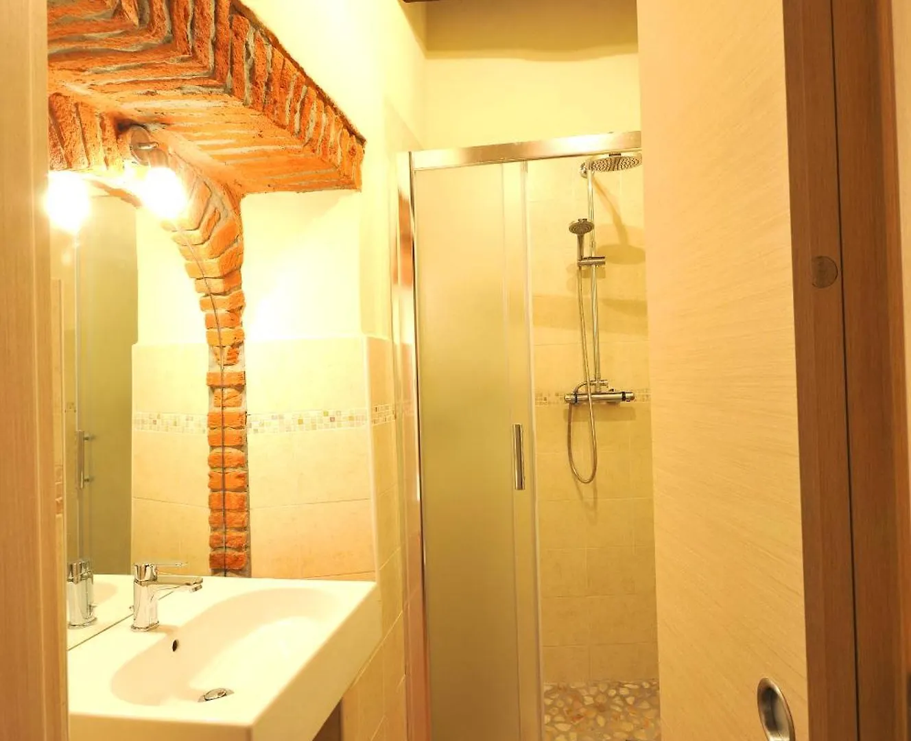 Anthea Home Lucca