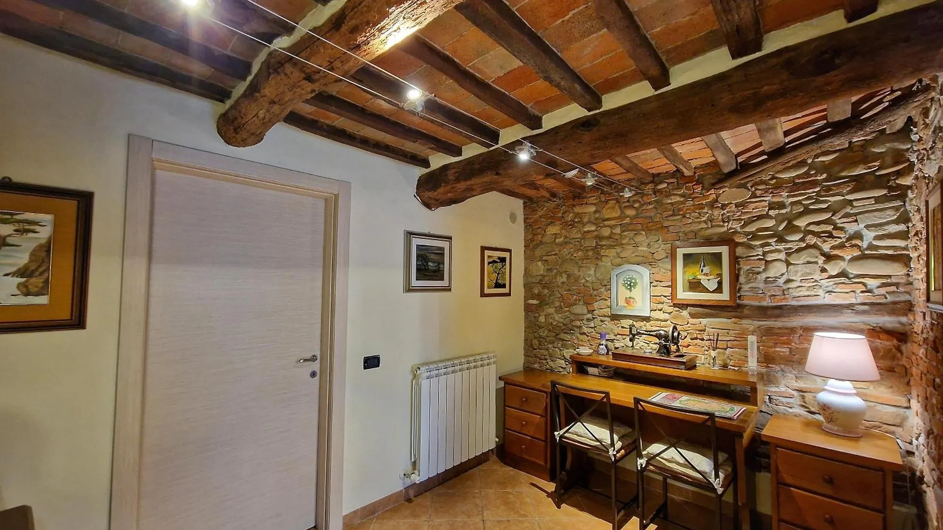 Anthea Home Lucca